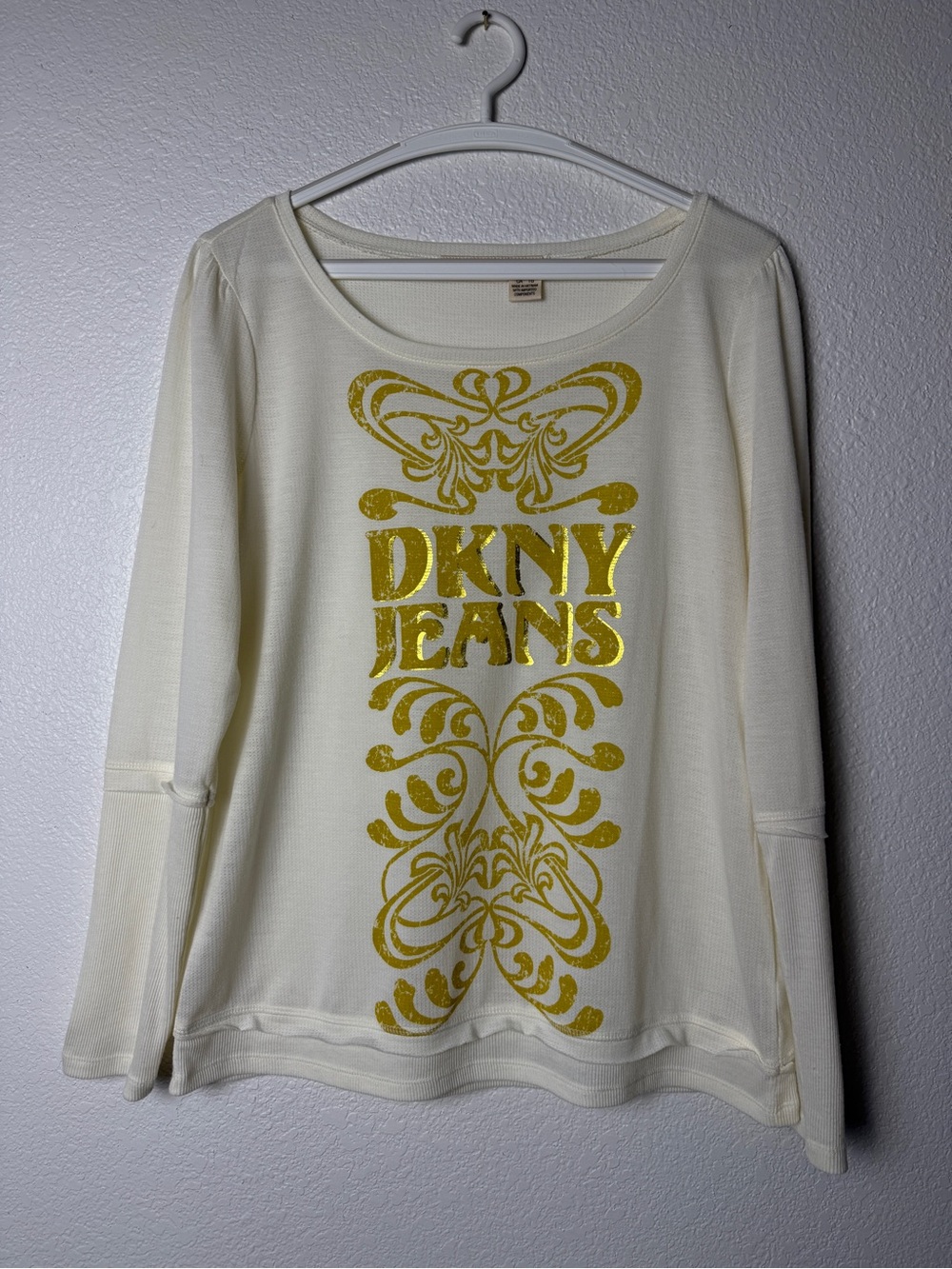 DKNY Jeans Cream Long Sleeve Top with Gold Graphic Y2K XL